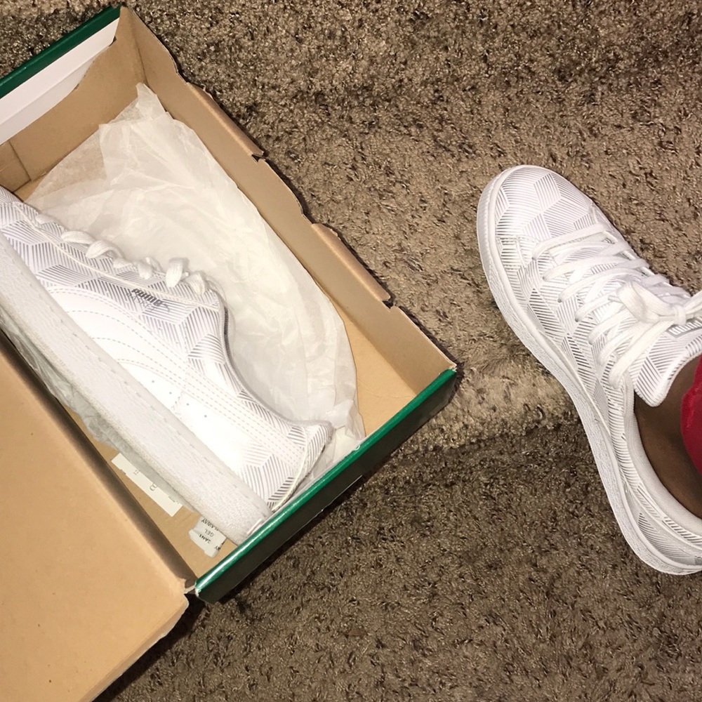 Puma sneakers